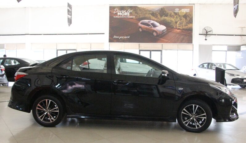 Toyota Corolla Altis 1.6 A/T full