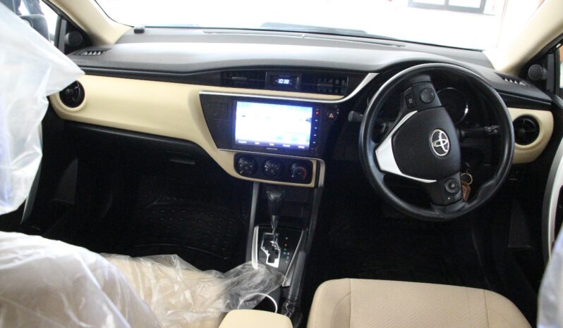 Toyota Corolla Altis 1.6 A/T full