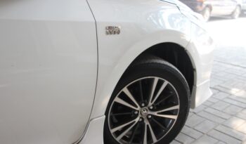 Toyota Corolla Grande 1.8 (Black Interior) full